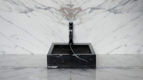 Small washbasin in black marble “Side Black”
