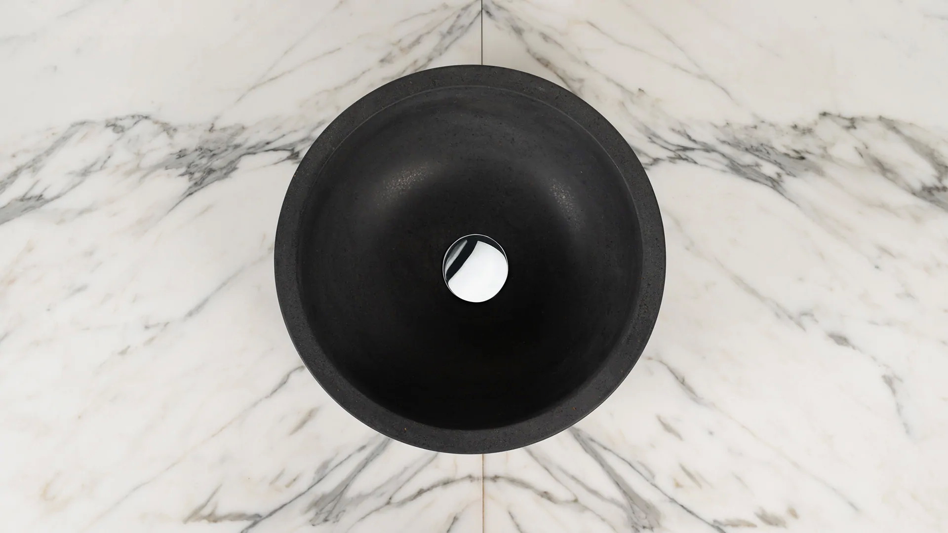 Round basalt washbasin “Fiano Basalt”